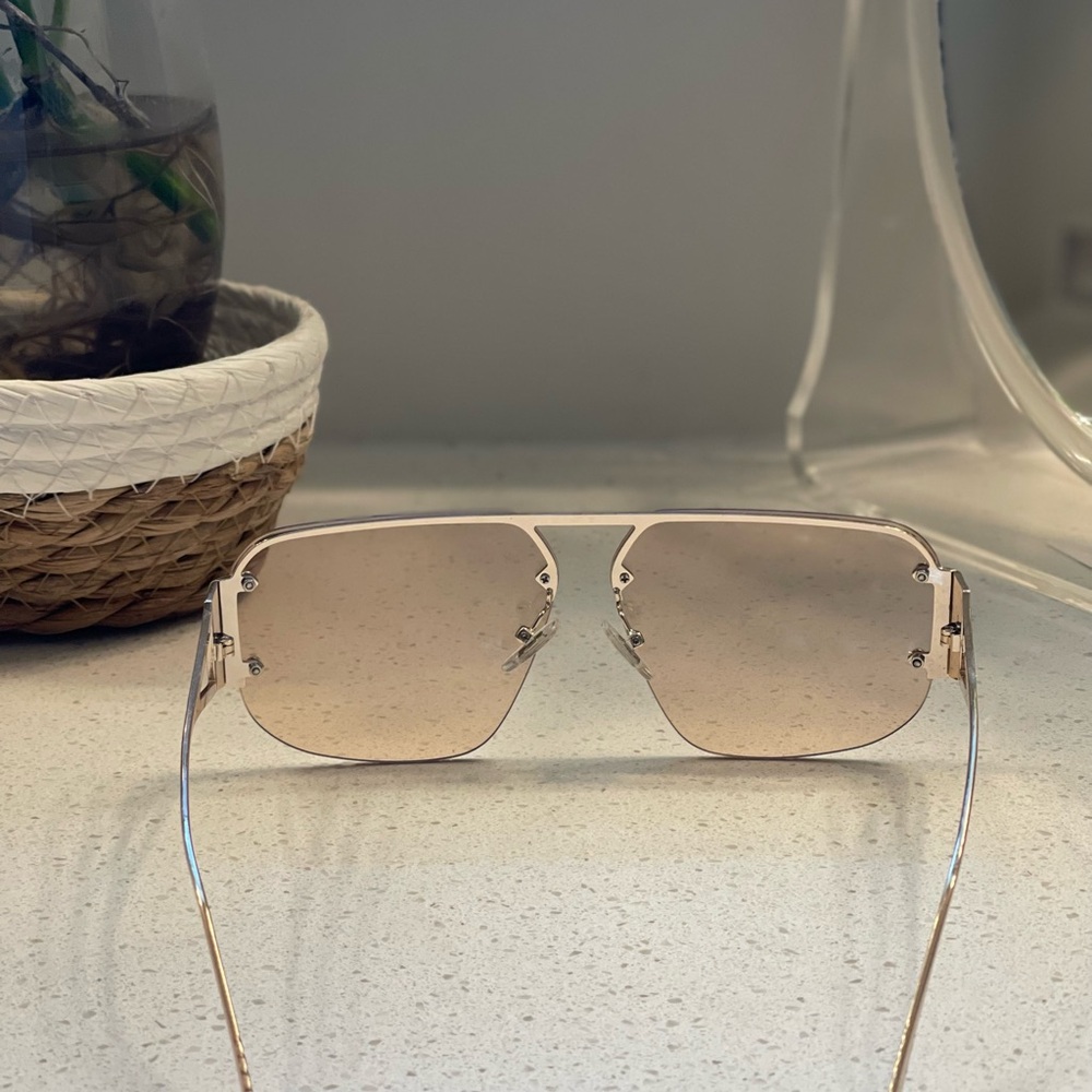 Sunglasses Bundle - Picture 8 of 10